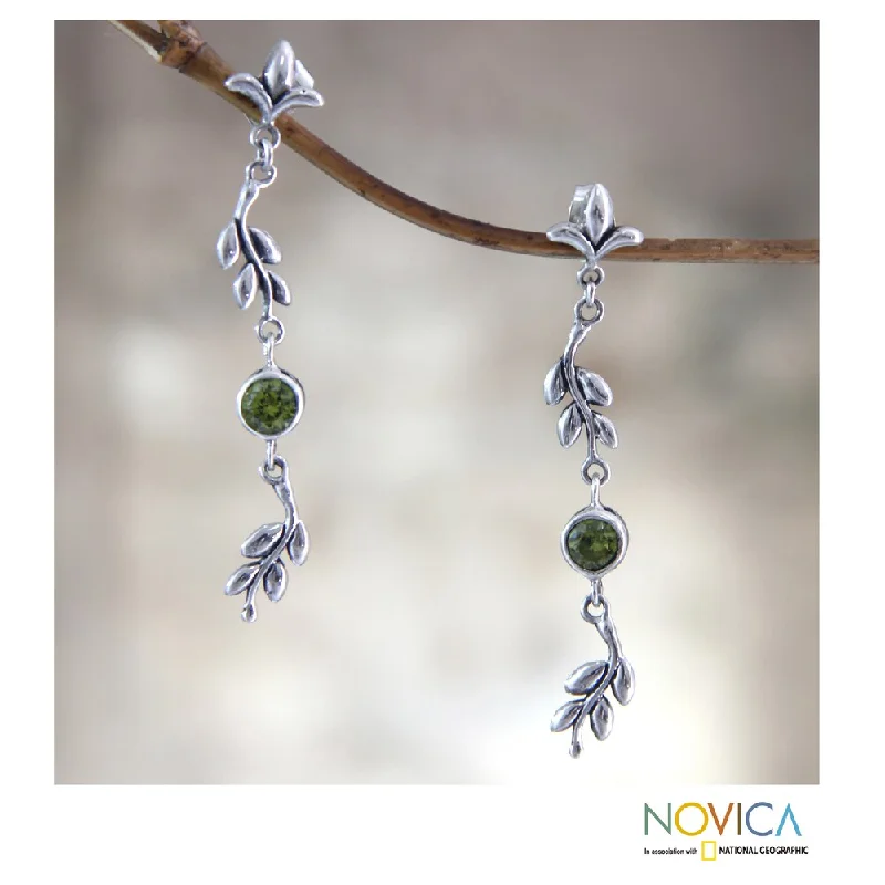 Handmade Sterling Silver 'A New Leaf' Peridot Earrings (Indonesia)