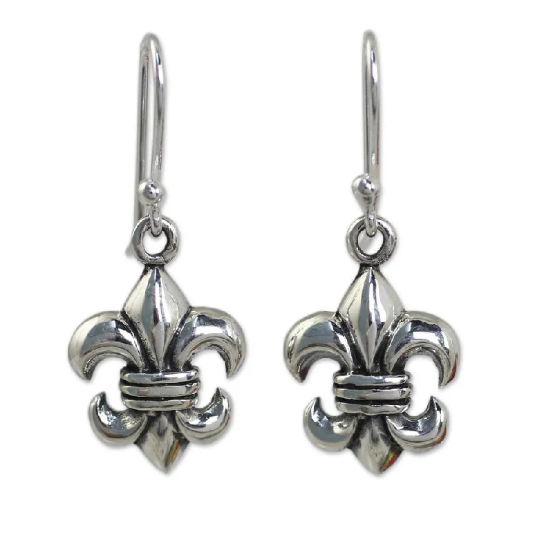 Handmade Sterling Silver 'Fleur-de-lis' Earrings (Thailand)