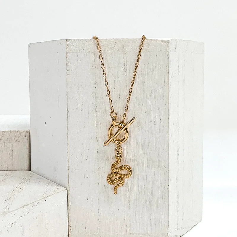 Chain Necklace with Snake Pendant and Toggle Clasp in Gold Tone