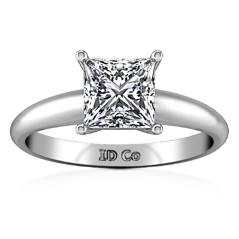 Solitaire Princess Cut Engagement Ring Cindy 14K White Gold